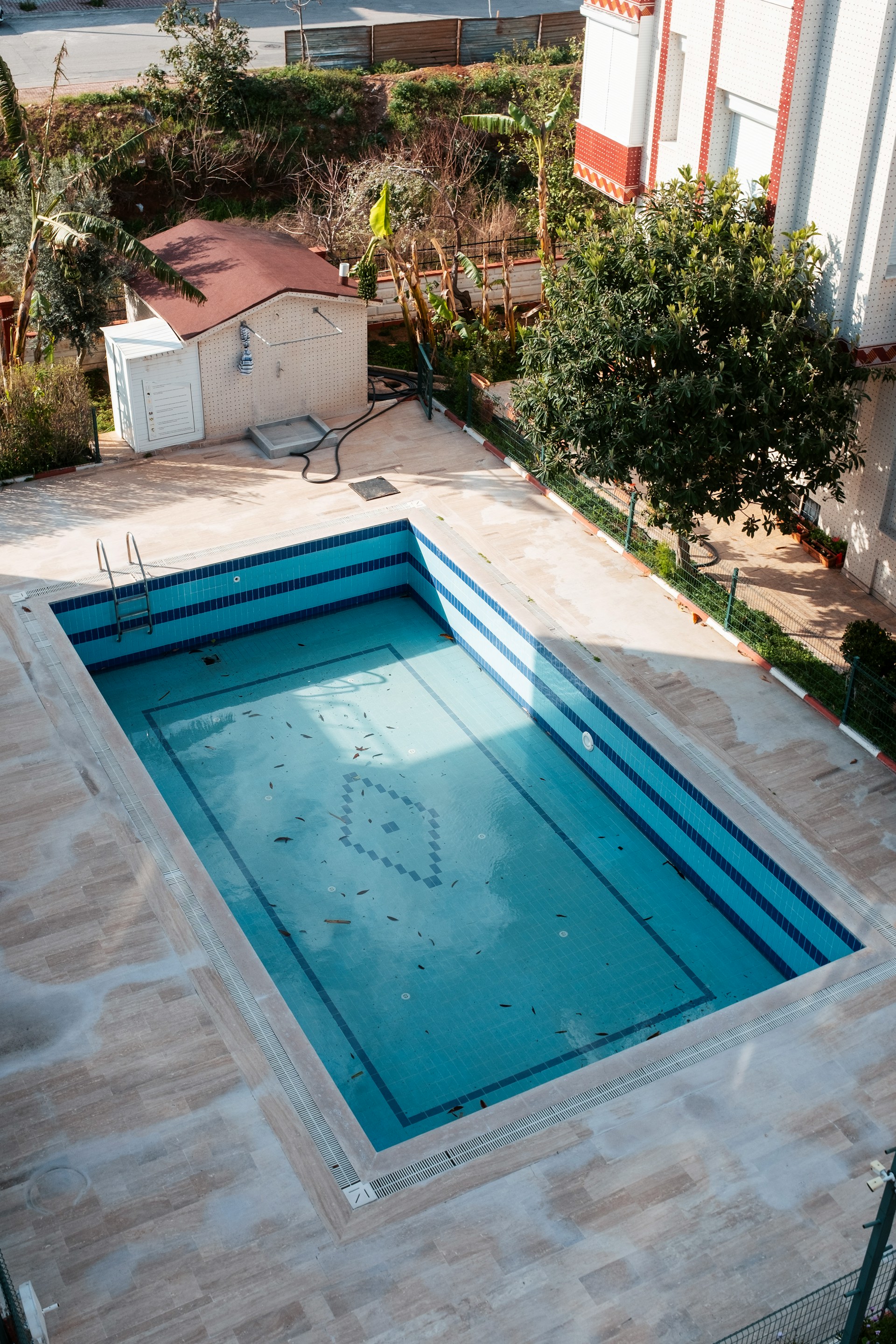 Aménagement autour de la piscine - photo 3